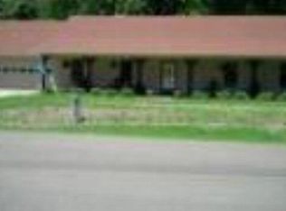 119 Linda Dr, Vicksburg, MS 39180