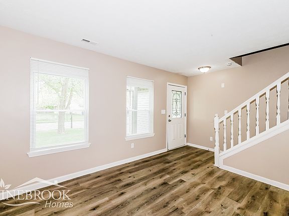 4th image of 3531 Black Locust Dr