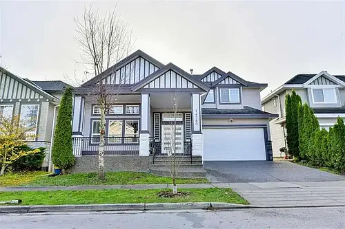 14580 67a Ave Photo 1