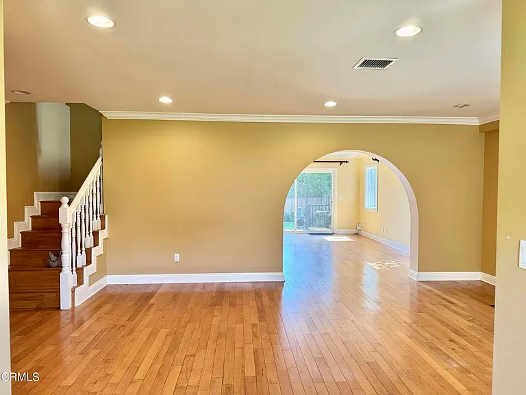1736 Vistillas Rd — Photo 5