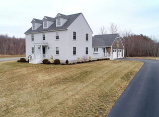 28 Shetland Rd, Chester, NH 03036
