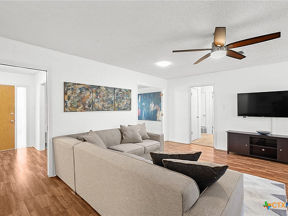 4th image of 2111 Madden Rd