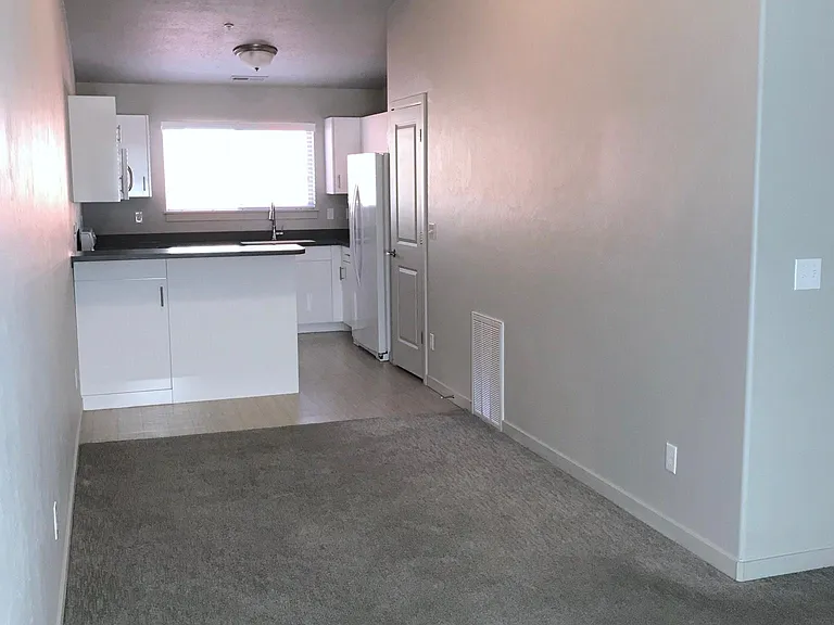 1004 N 1090 W #403 — Photo 21
