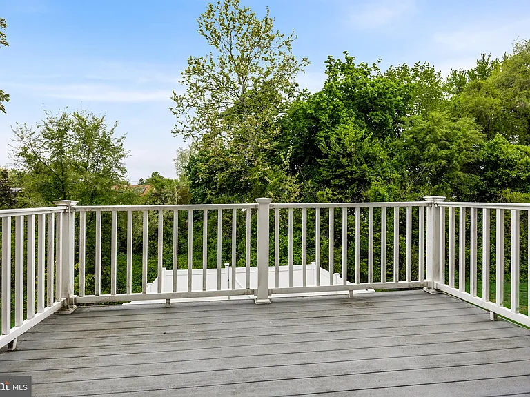 70 Benford Ln — Photo 15