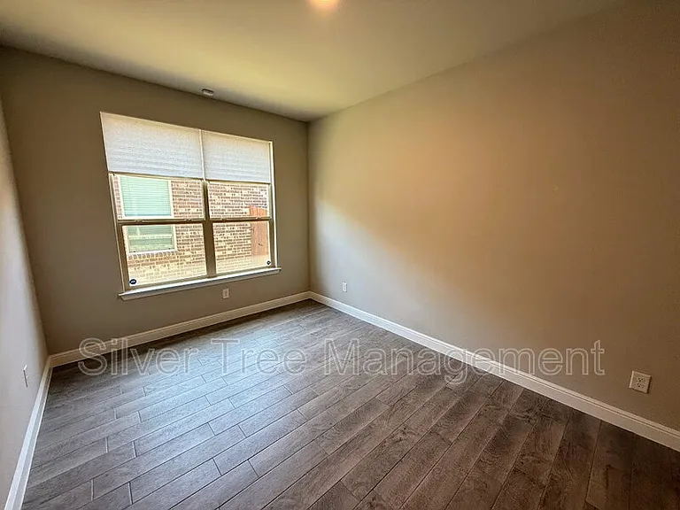 10921 Rockchapel Dr — Photo 20