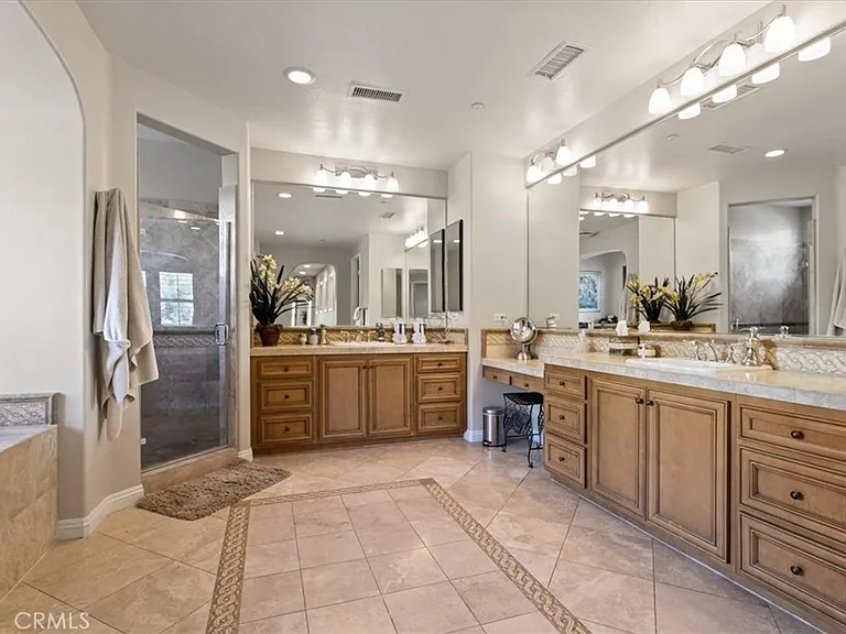 3308 Crosspointe Ct — Photo 36