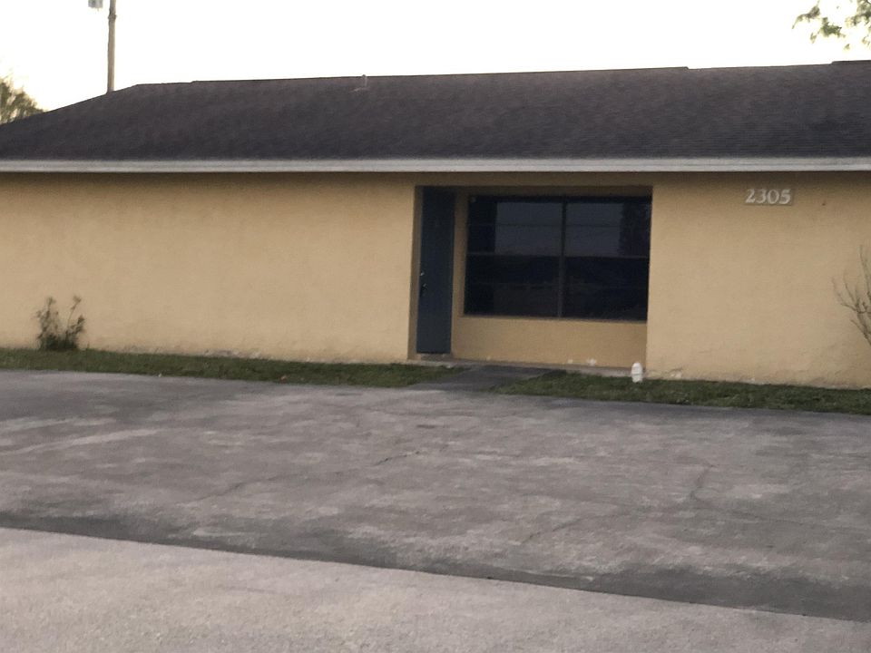 1st image of 2305B SE 6th Ln #1