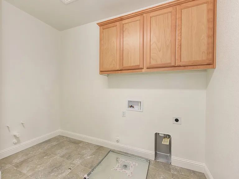 1512 Peony Ln — Photo 15