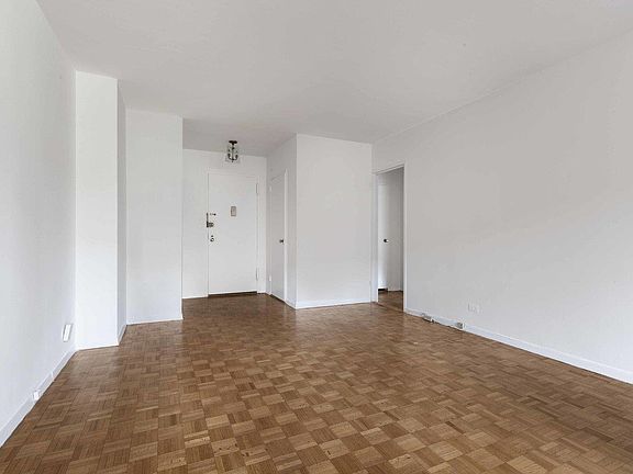 4th image of 351 E 57th St #7E