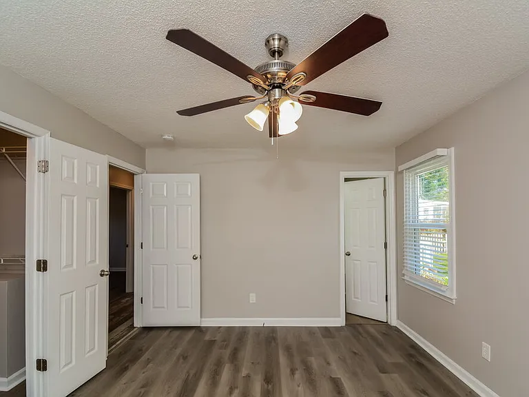 808 Hepplewhite Ct — Photo 7