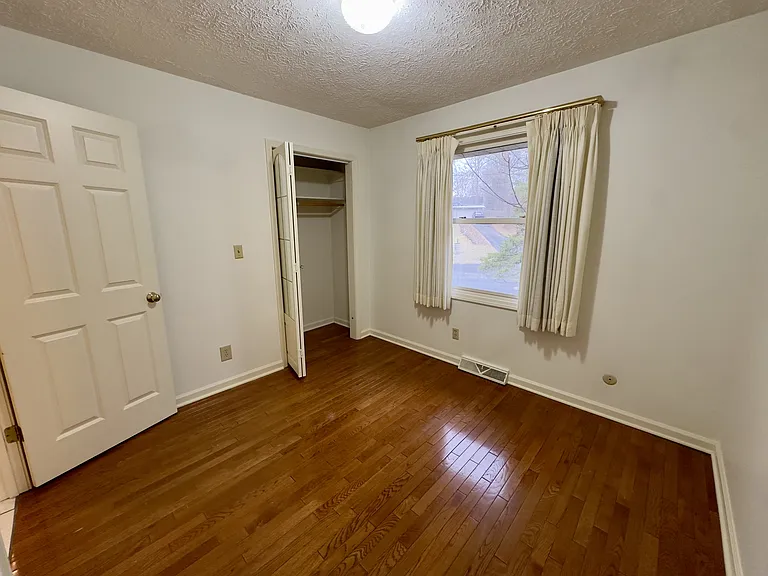 690 Terrace Lake Rd — Photo 52