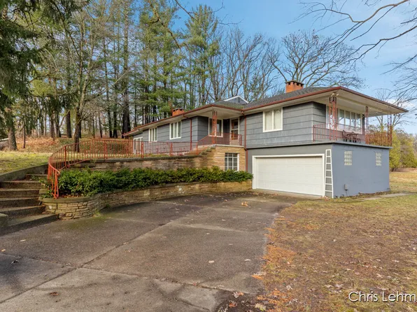 11500 Baker Rd, Greenville, MI 48838