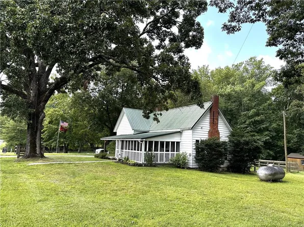 2834 Rainey Rd, Temple, GA 30179
