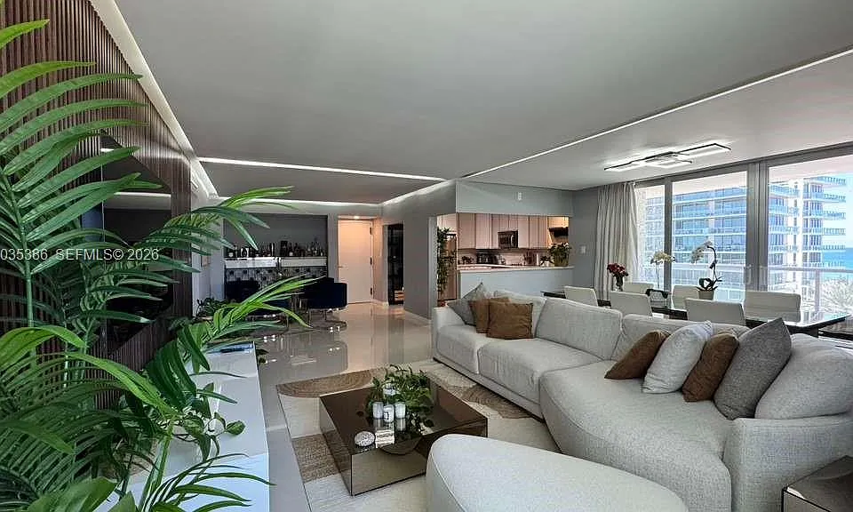 5750 Collins Ave #7A