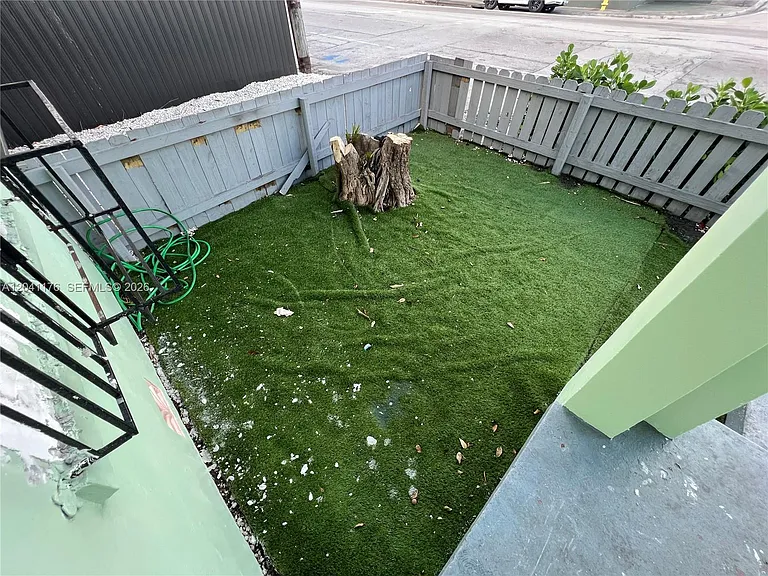 10 NW 71st St — Photo 11
