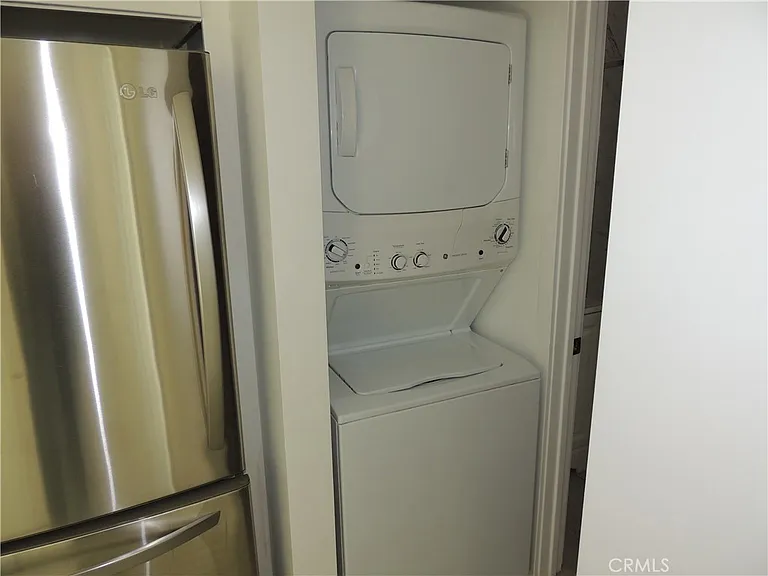 7032 Keokuk Ave — Photo 6