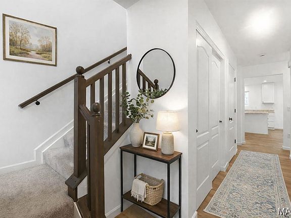 3rd image of 307 Newbridge Way
