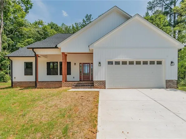 113 Hillcrest Dr, Spencer, NC 28159