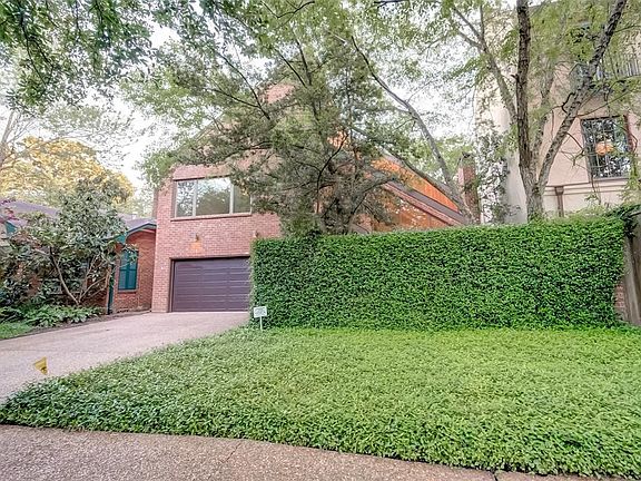 Interesting angles, low maintenance Engineered Hardwood flooring, recessed lighting, super clean lines, and banks of Low-e double paned French Doors to the back yard  pool retreat. Gorgeous.