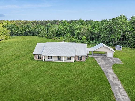 3rd image of 25146 Military Rd