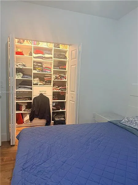 4 bed, 2548 sqft, $7,200 — Photo 4
