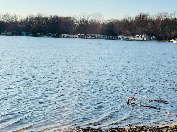 965 Tyrrell Rd #79, Bancroft, MI 48414
