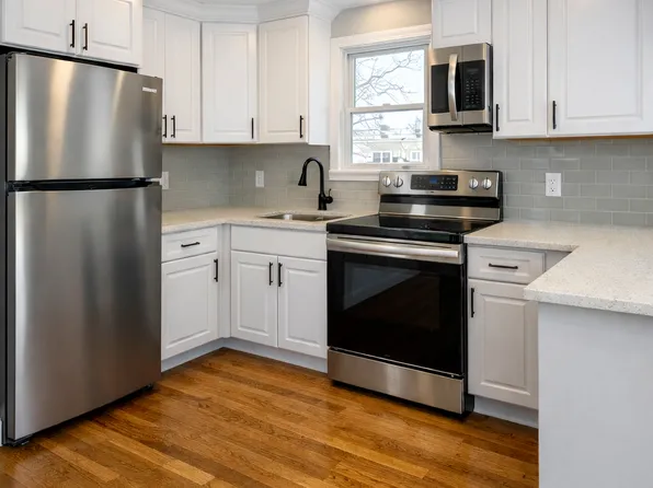 27 Phillips Ave #1, Highland, NY 12528