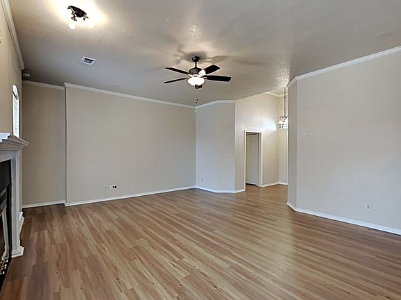 5th image of 728 SW 154th Pl