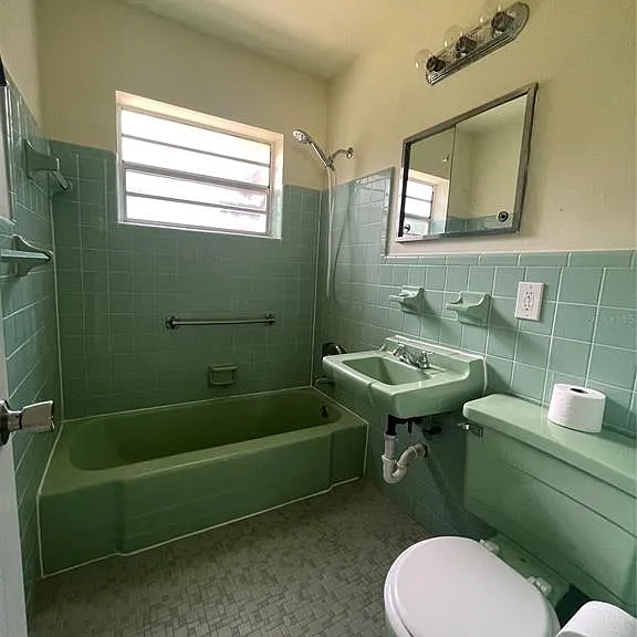 1324 Whitewood Dr — Photo 10