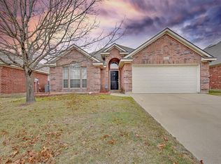 4436 Stepping Stone Dr, Fort Worth, TX 76123