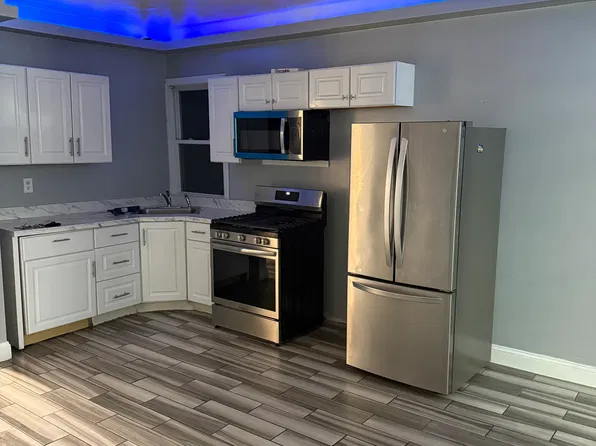 (undisclosed Address), Lawrence, MA 01841