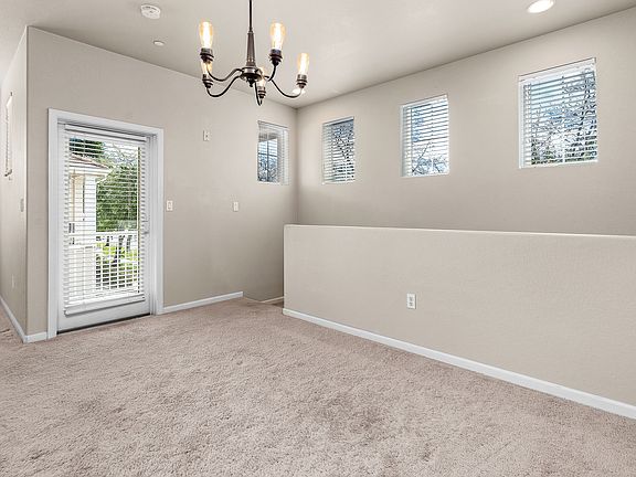 4th image of 4903 Esplanade Cir