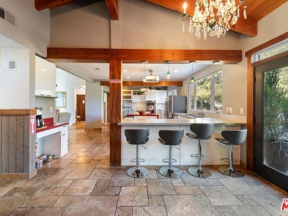 3rd image of 39700 Avenida Arizona Rd