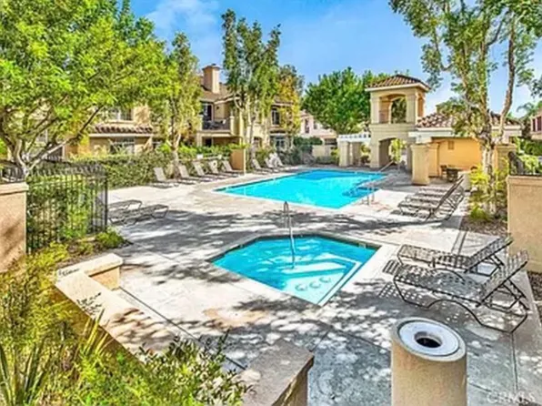 8215 E White Oak Rdg Unit 77, Orange, CA 92869