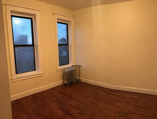 Rented by New York Residence | media 22