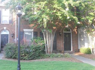 129 Meadow Croft Ln, Birmingham, AL 35242