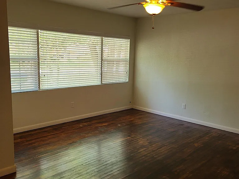 6666 Allyn Way — Photo 2