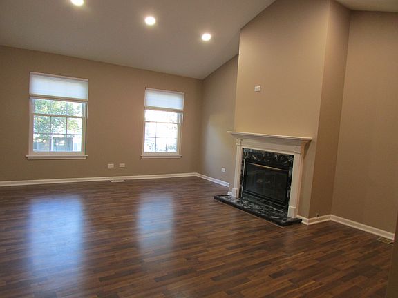4th image of 1217 Ballantrae Pl APT E