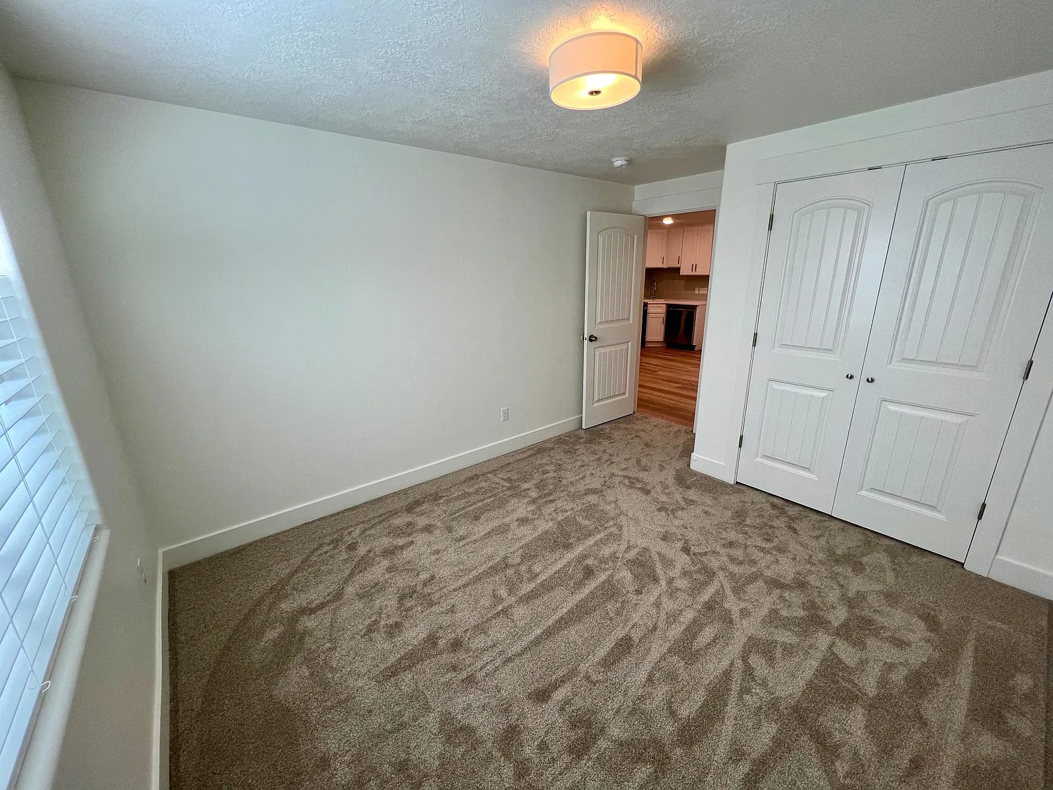 2 bed, 800 sqft, $1,399 — Photo 4