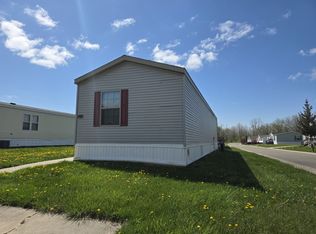 108 Ashford Dr, Flint, MI 48504