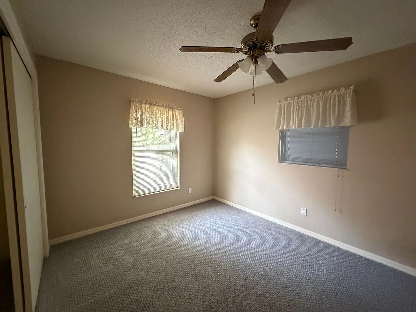 Three Bedroom Two Bathroom Inverness Highlands Rental — Photo 4