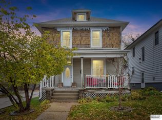 1213 S 11th St, Omaha, NE 68108