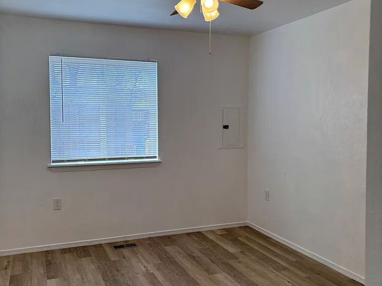 1117 N Cook St — Photo 10