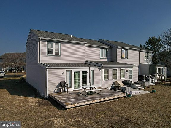 2nd image of 38215 Thistle Ct Unit 8