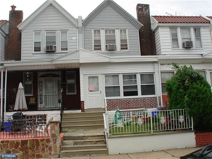 1st image of 556 E Carver St