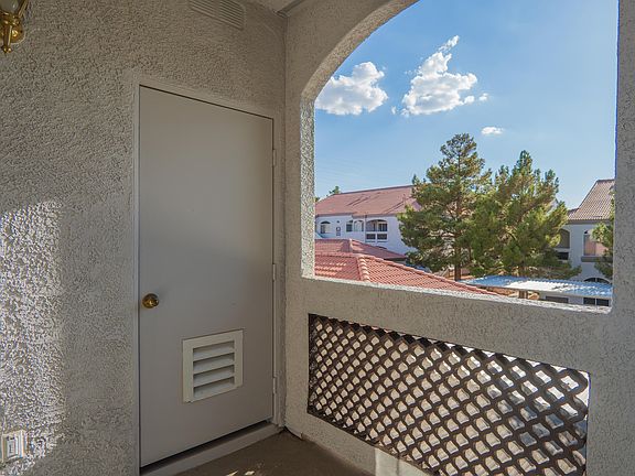 3rd image of 700 Carnegie St #3222-1-1