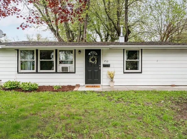 710 Robinwood St, Pontiac, MI 48340