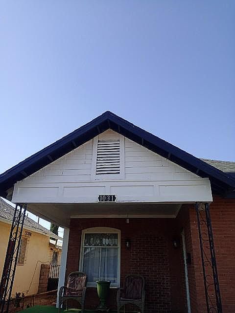 2nd image of 1031 E 9th St