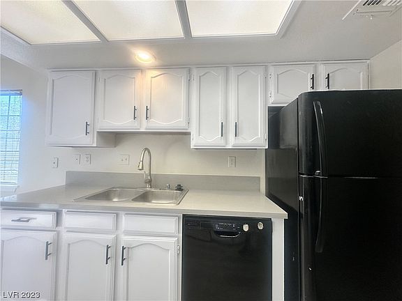 4th image of 4151 Gannet Cir Unit 384