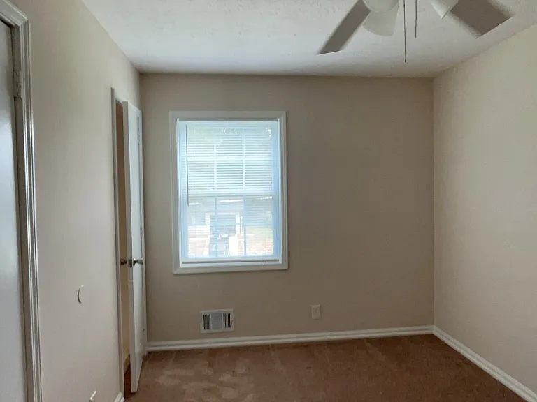 1430 High Meadow Dr — Photo 16